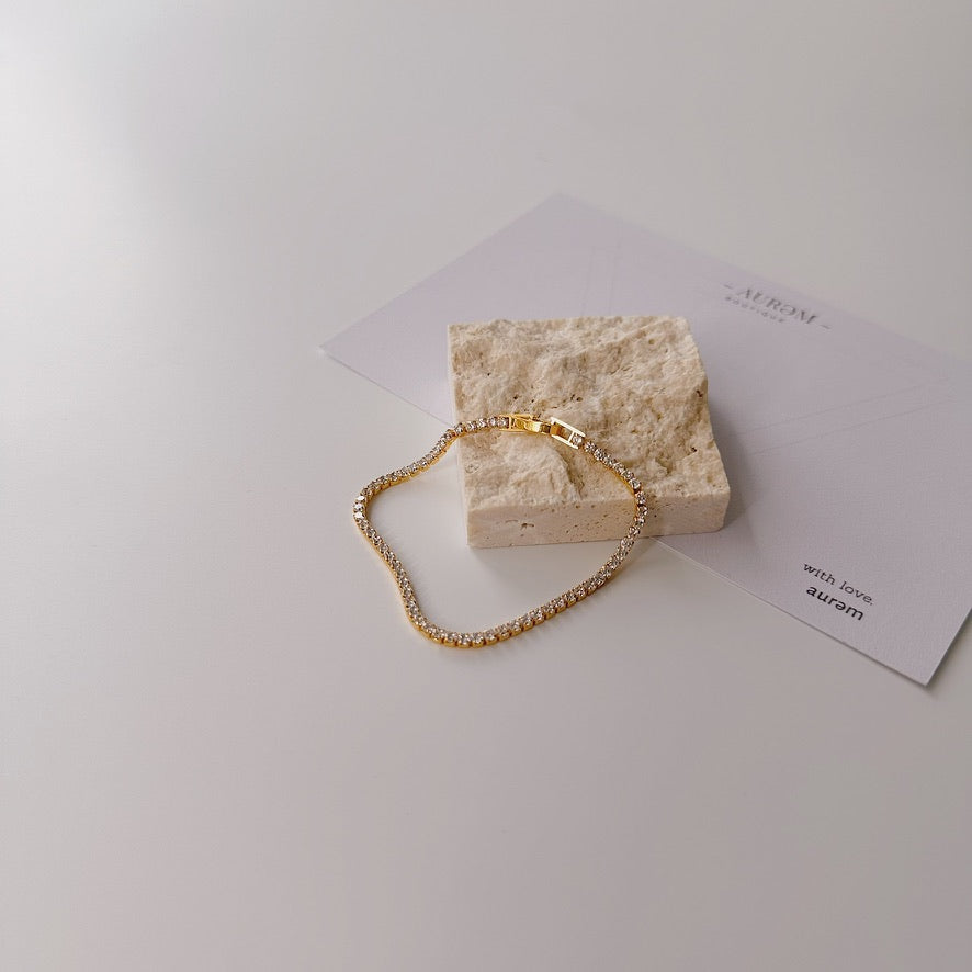 The Roni Tennis Bracelet – aurem.boutique