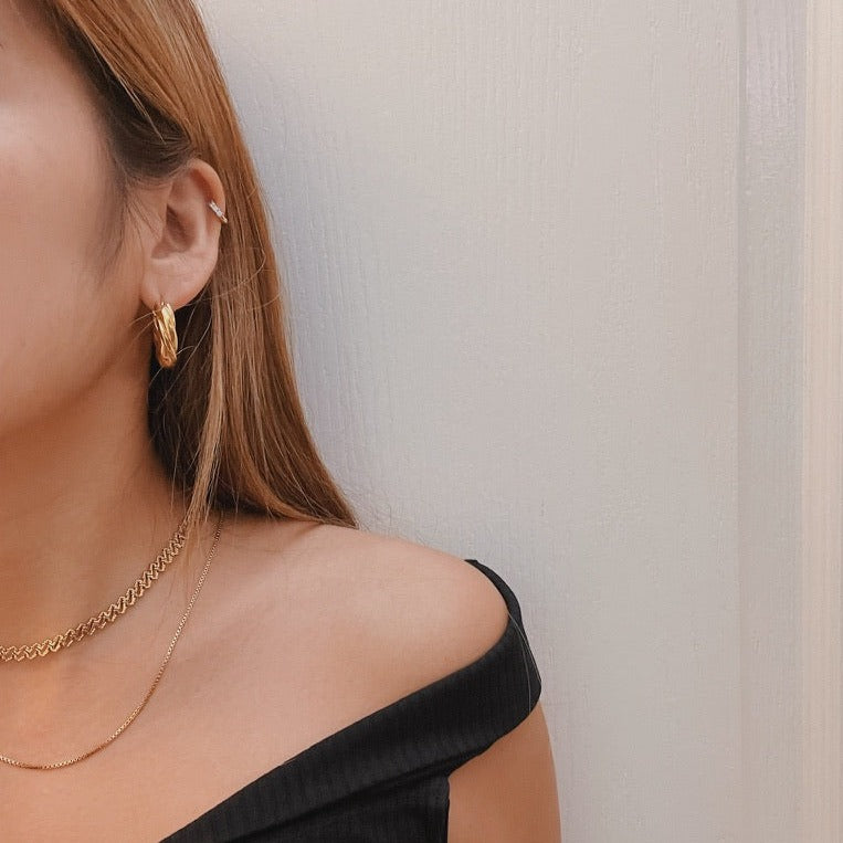 The Gabrielle Choker