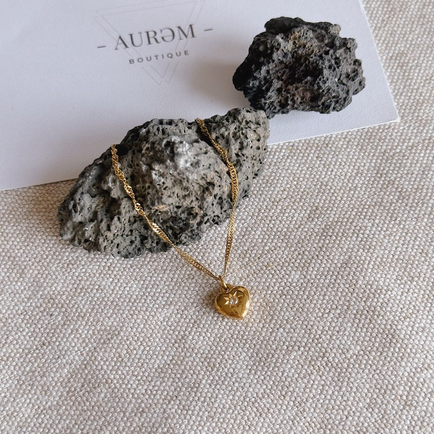 The Claudia Necklace